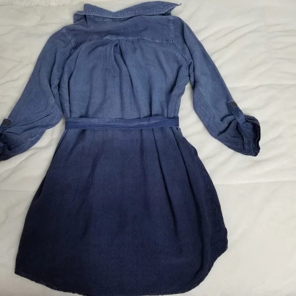 Feathers Deium Look Dress/Blouse.  A144 - Picture 4 of 4